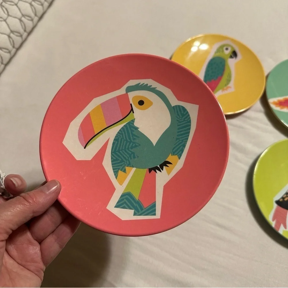 Issac Mizrahi Plates Melamine Colorful Bird-Themed Dessert Beach House Coast 6”